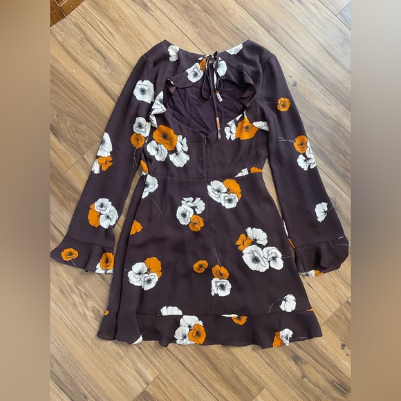 Cupcakes and cashmere Floral Long Sleeve Dress - Picture 4 of 4